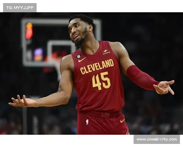 米切尔场均2.7次抢断荣登NBA抢断榜第二