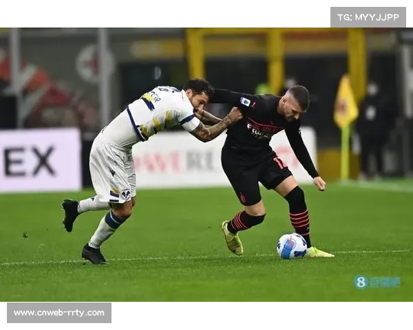 费内巴切客场3-2险胜贝西克塔斯,德比战火药味十足球迷投掷杂物 费内巴切客场3-2险胜贝西克塔斯,德比战火药味十足球迷投掷杂物